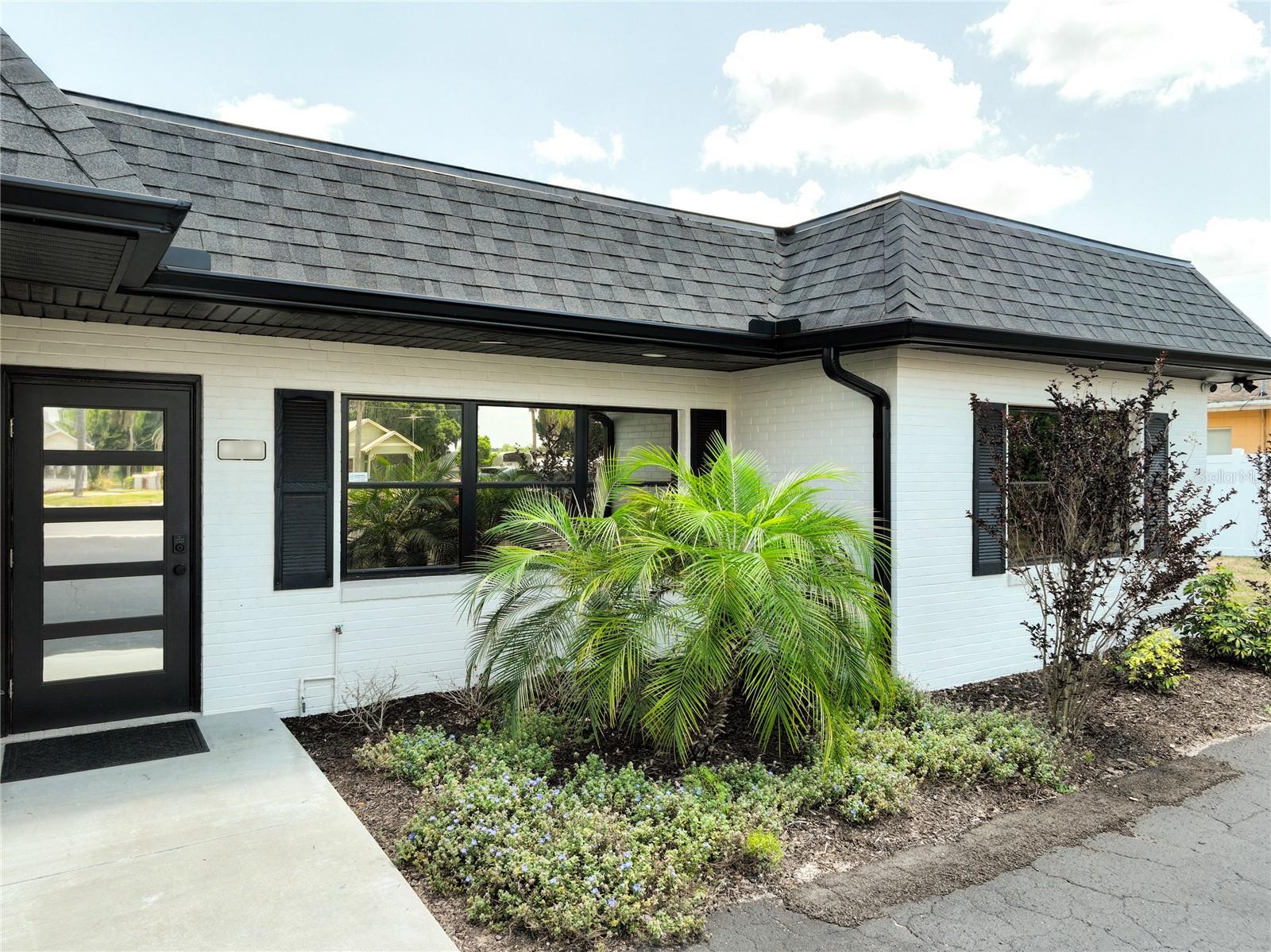 285 S CENTRAL AVE, UMATILLA, FL, 32784