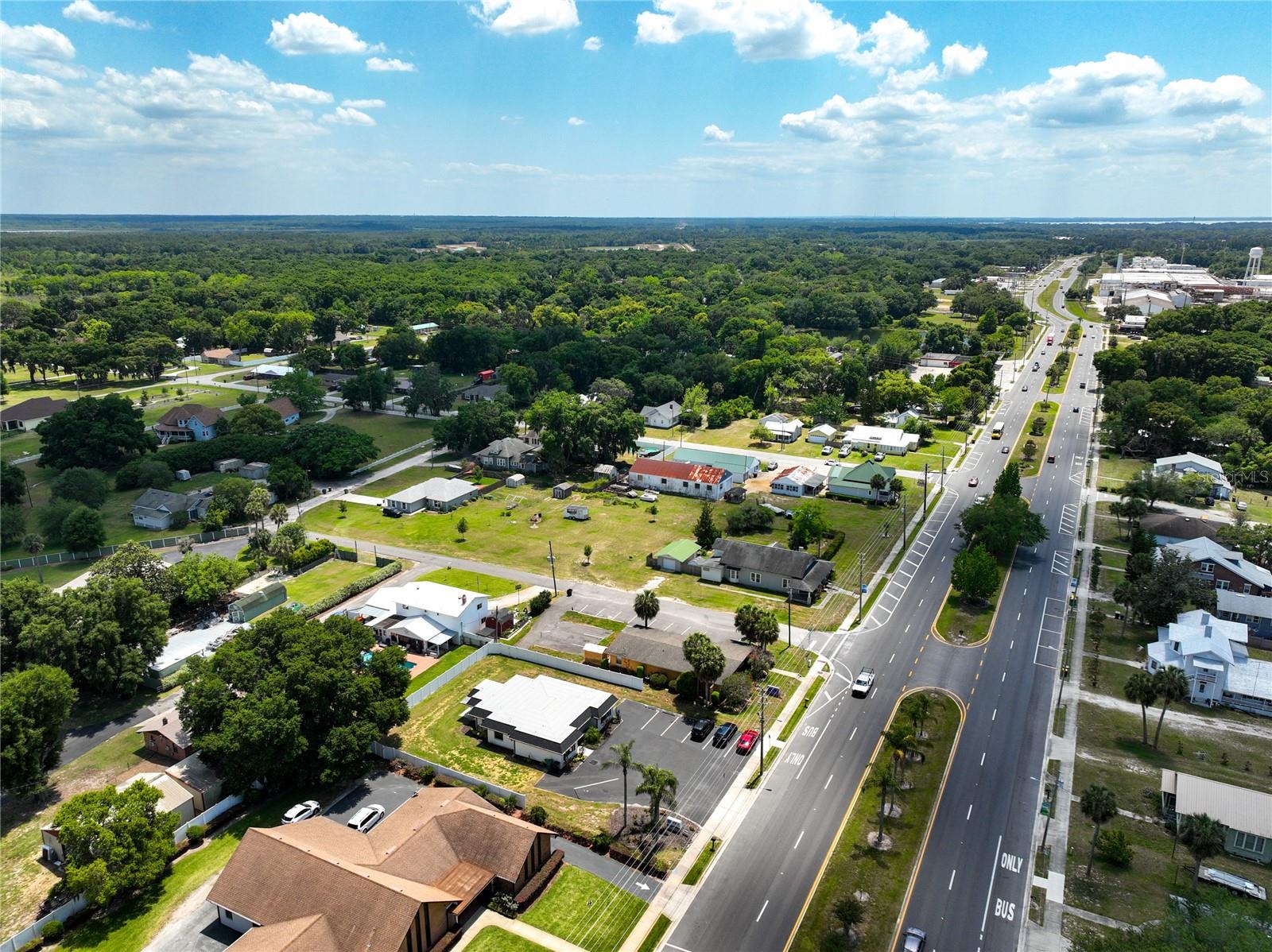 285 S CENTRAL AVE, UMATILLA, FL, 32784