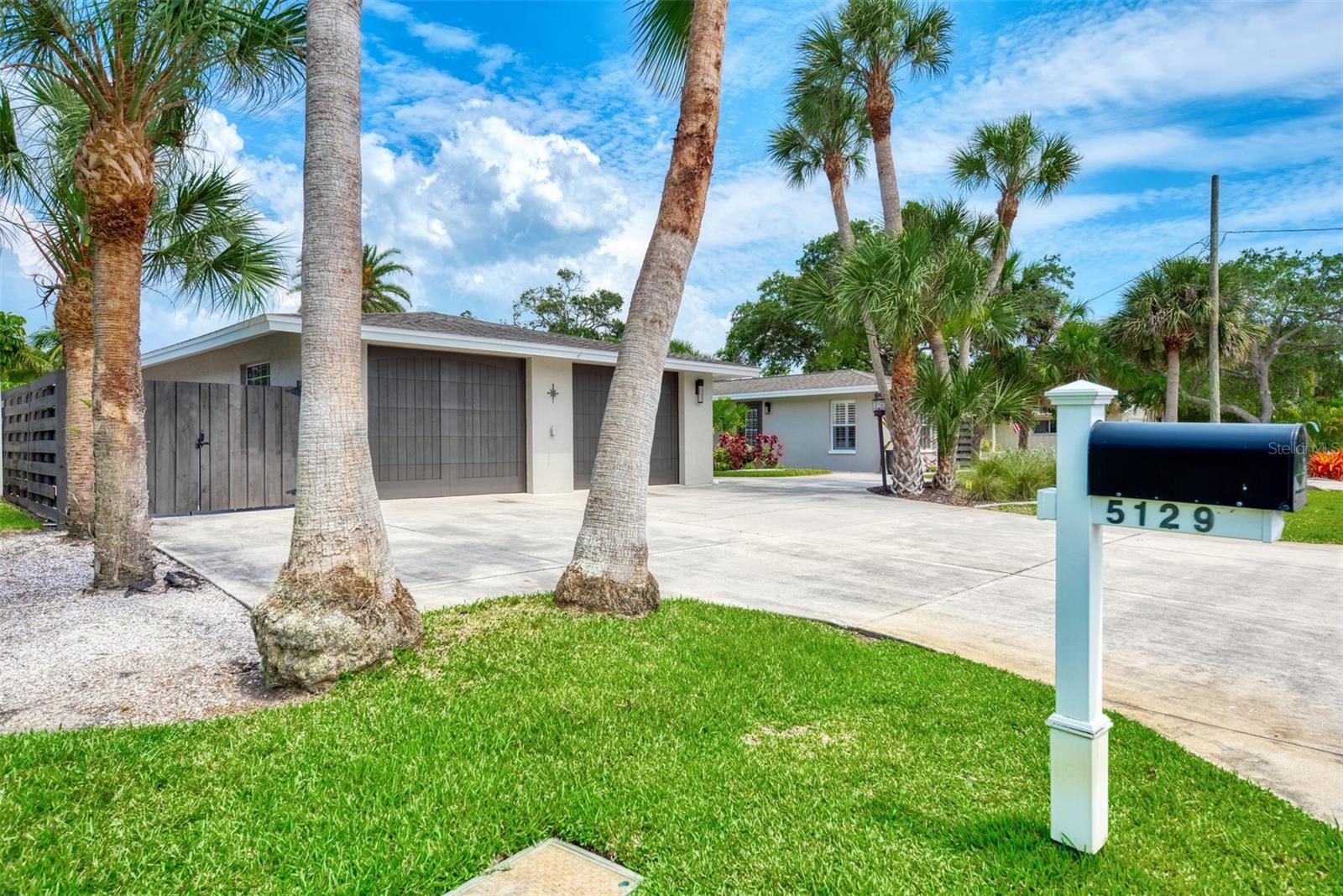 5129 SANDY COVE AVE, SARASOTA, FL, 34242