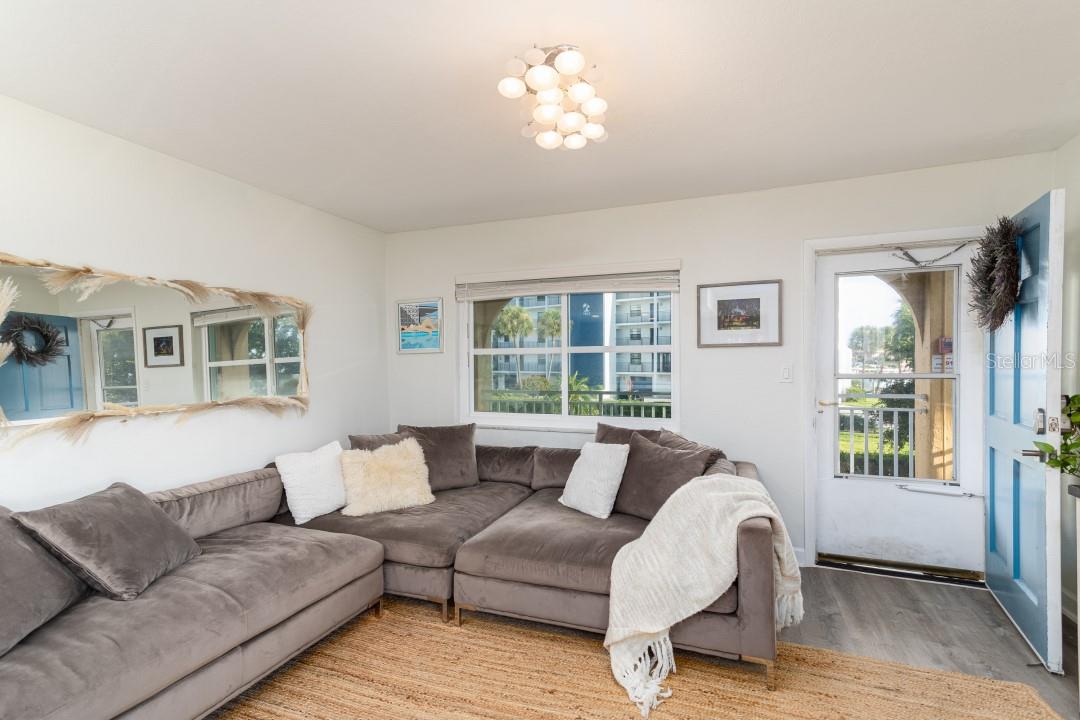 9715 HARRELL AVE #40, TREASURE ISLAND, FL, 33706