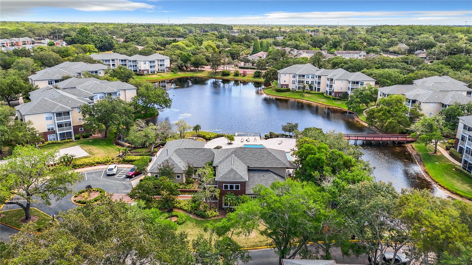 4211 CHATHAM OAK CT #104, TAMPA, FL, 33624