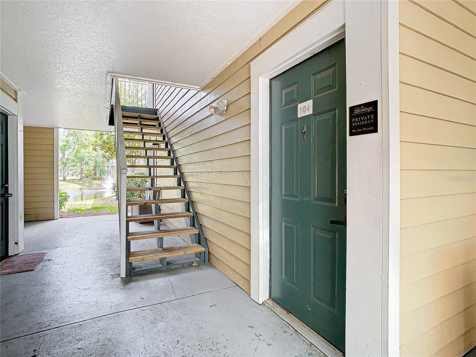 4211 CHATHAM OAK CT #104, TAMPA, FL, 33624