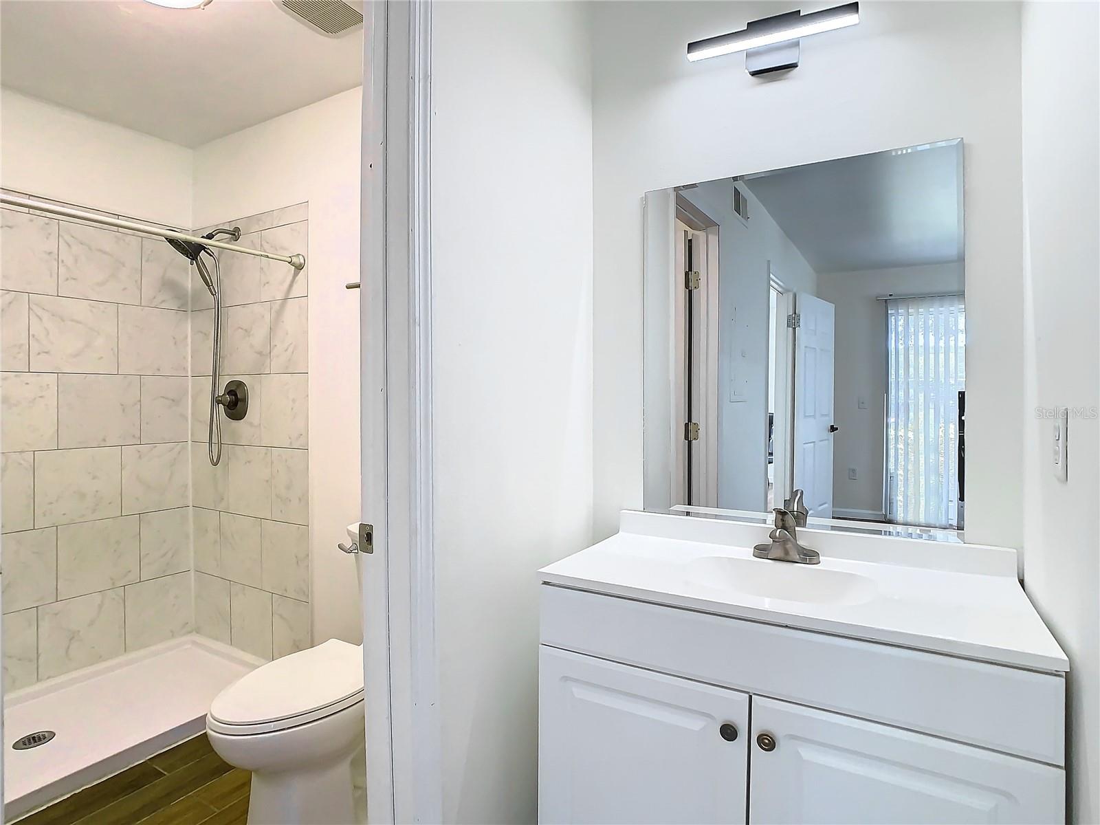 4211 CHATHAM OAK CT #104, TAMPA, FL, 33624