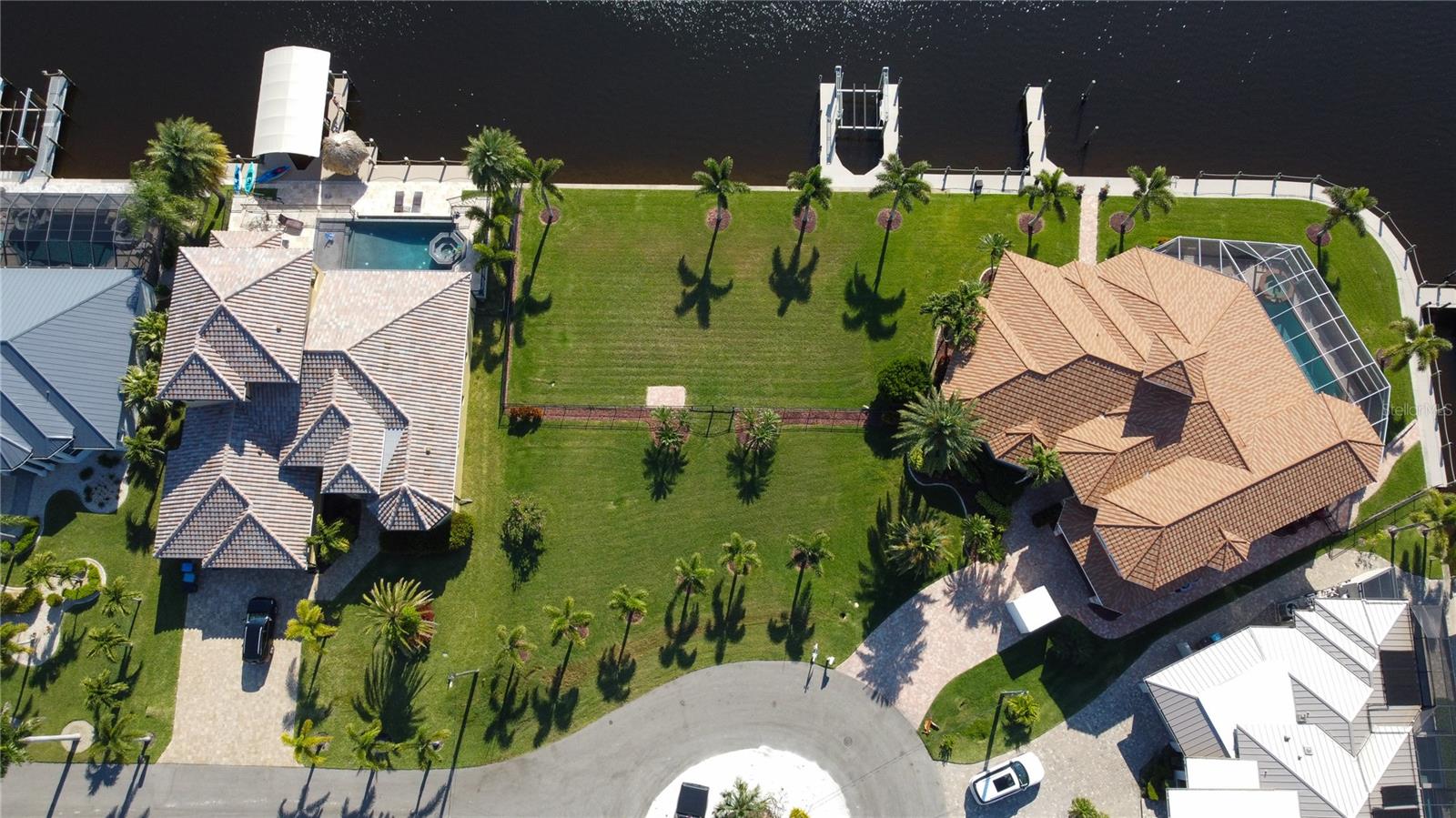 5227 SW 5TH PL, CAPE CORAL, FL, 33914