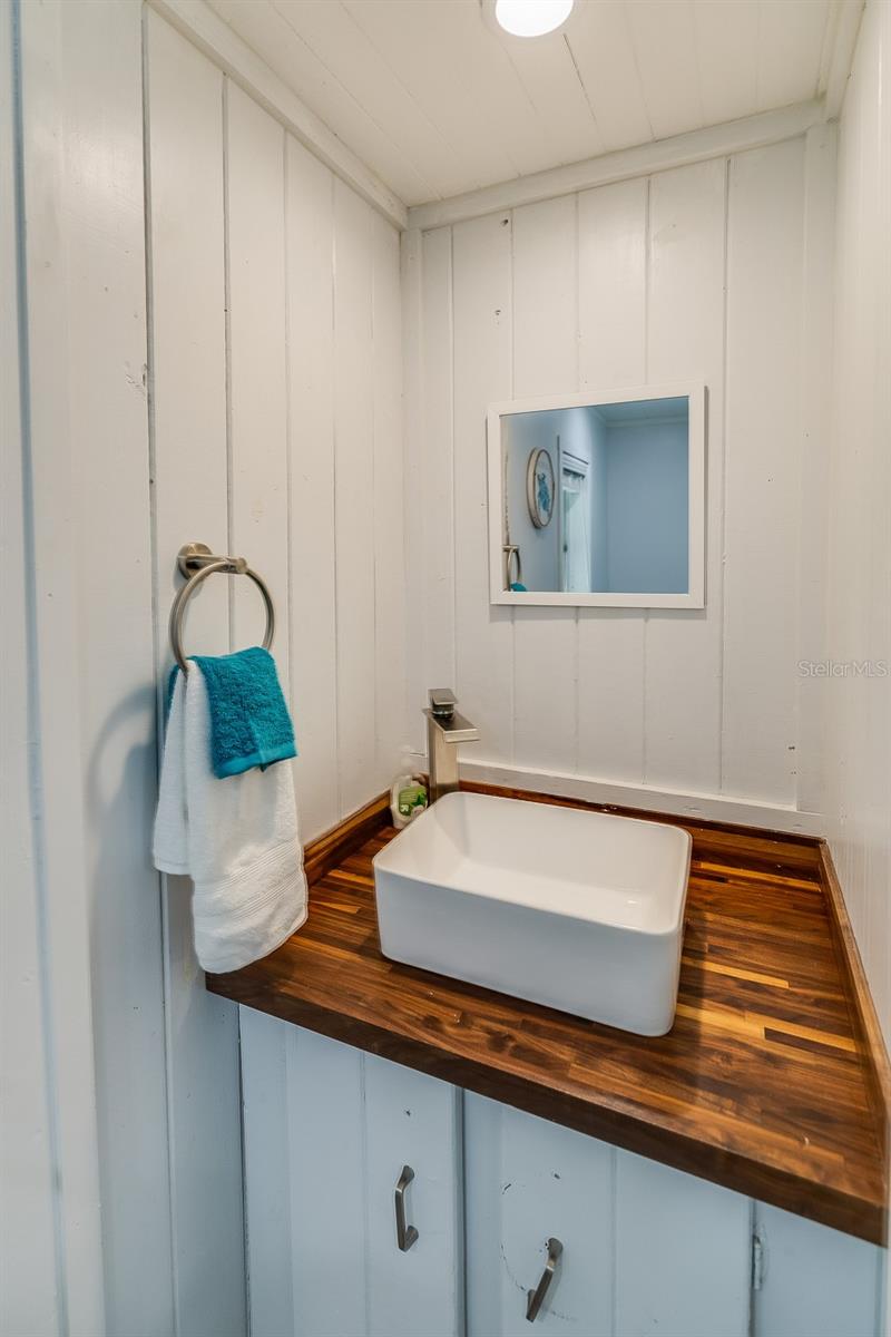 8278 ACACIA AVE, WEEKI WACHEE, FL, 34607