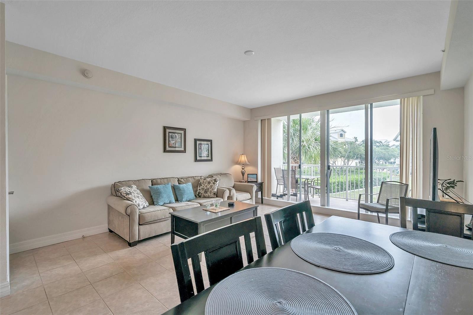 3257 MANGROVE POINT DR, RUSKIN, FL, 33570