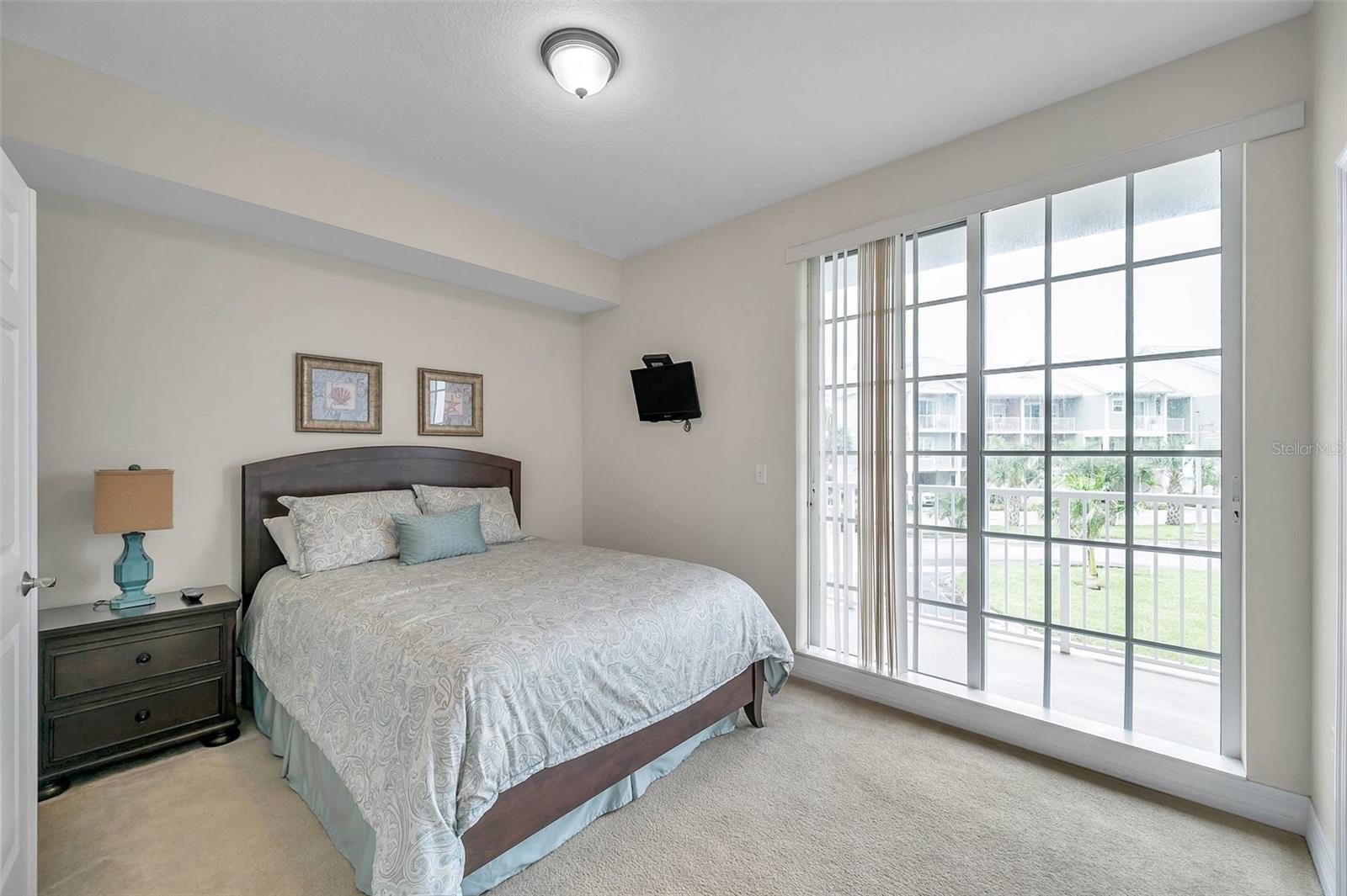 3257 MANGROVE POINT DR, RUSKIN, FL, 33570