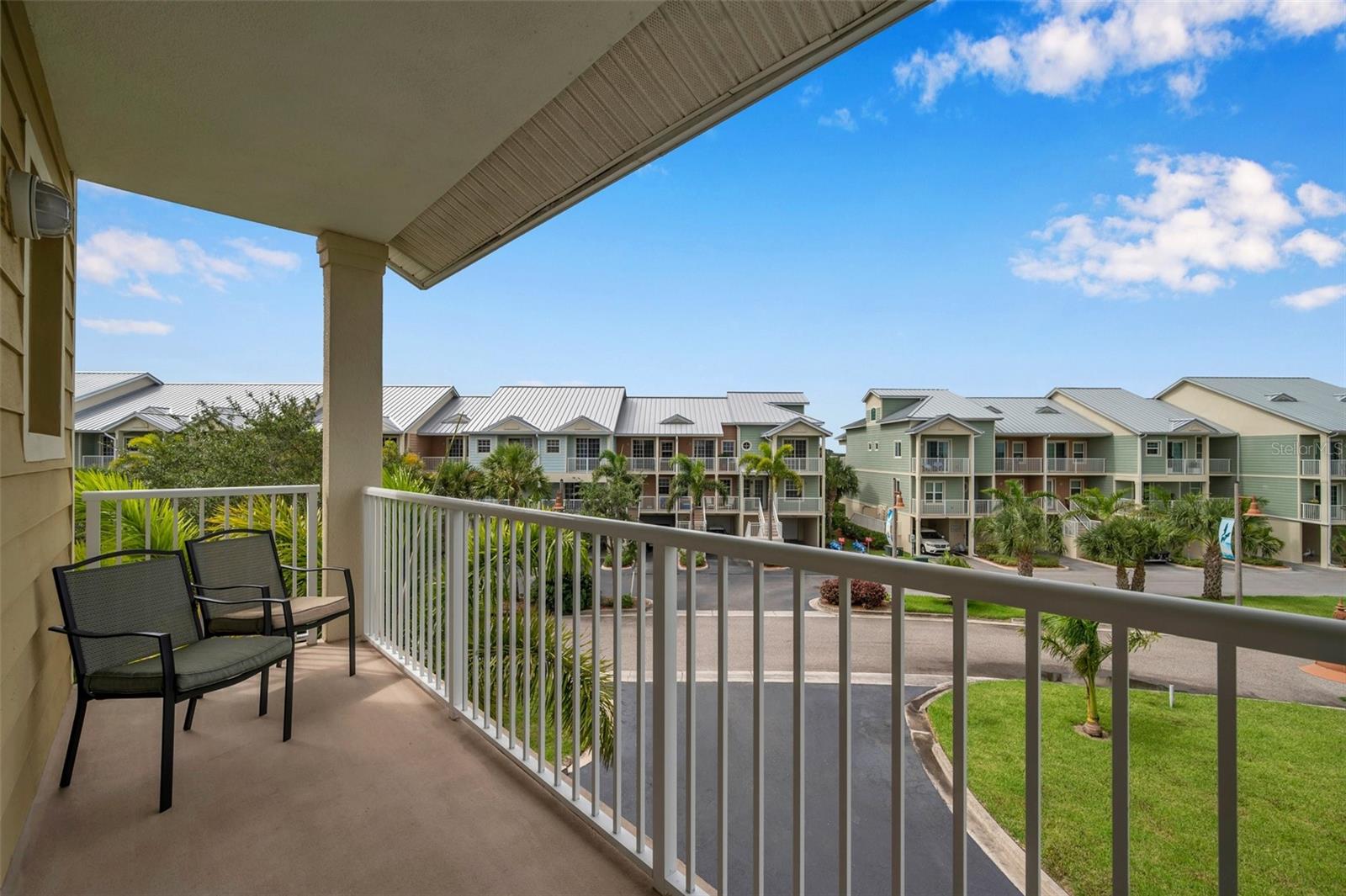3257 MANGROVE POINT DR, RUSKIN, FL, 33570