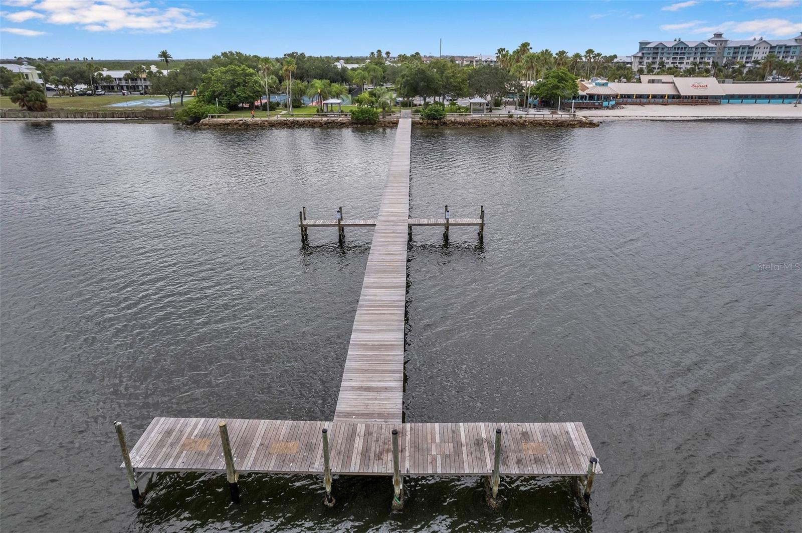3257 MANGROVE POINT DR, RUSKIN, FL, 33570