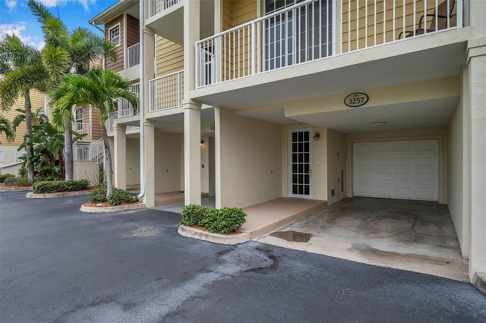 3257 MANGROVE POINT DR, RUSKIN, FL, 33570