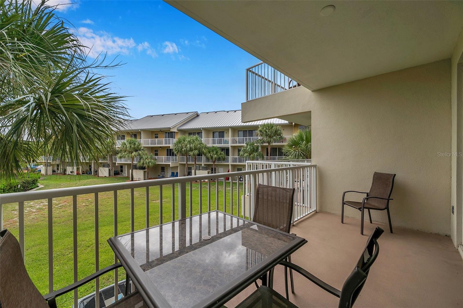 3257 MANGROVE POINT DR, RUSKIN, FL, 33570