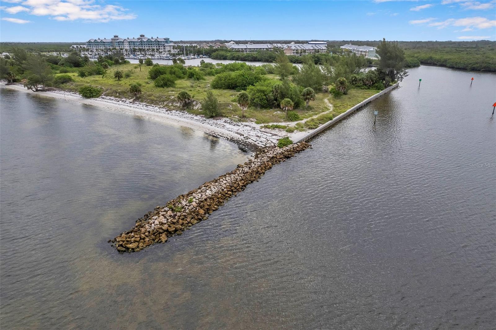 3257 MANGROVE POINT DR, RUSKIN, FL, 33570