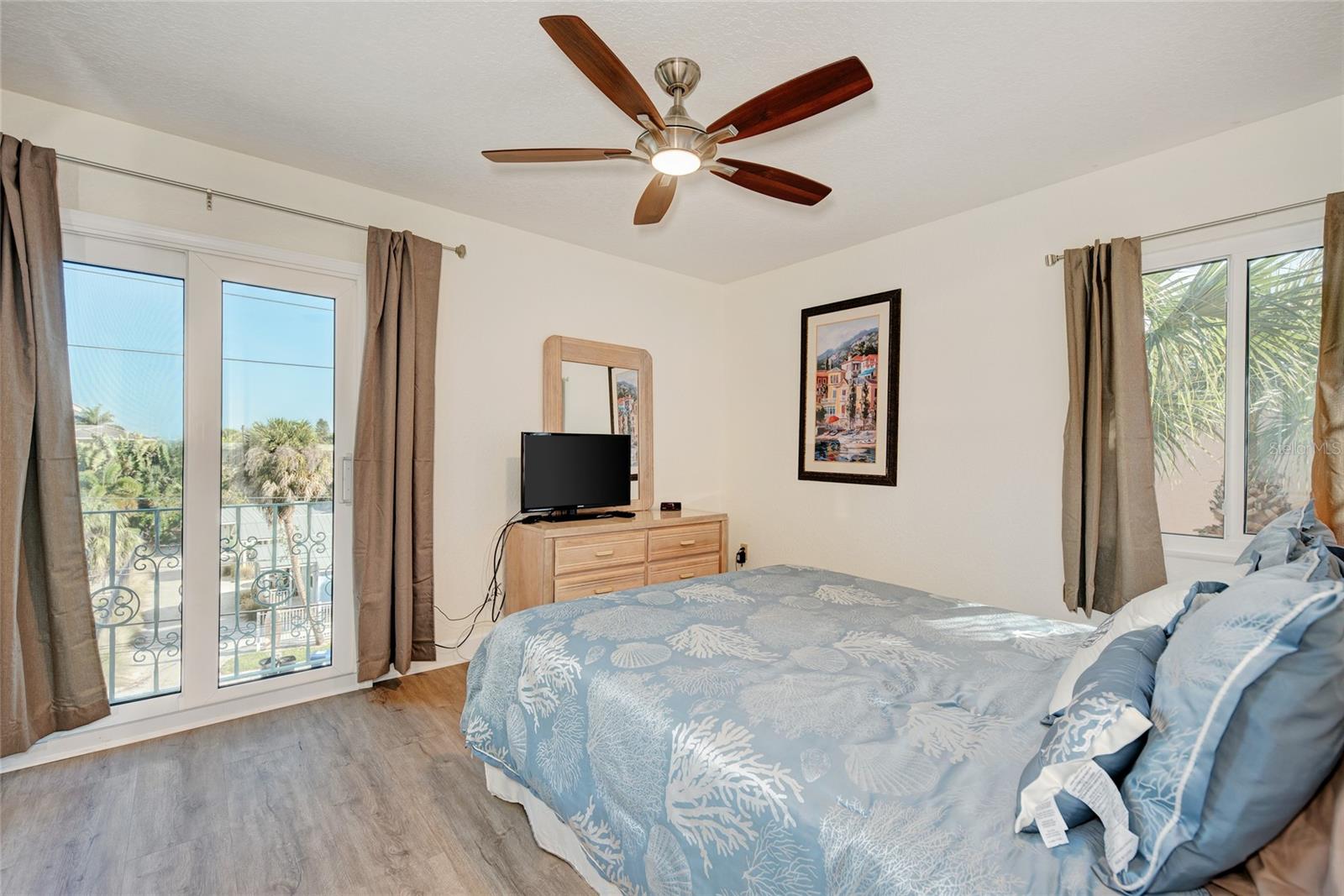 306 BEACH RD #306, SARASOTA, FL, 34242