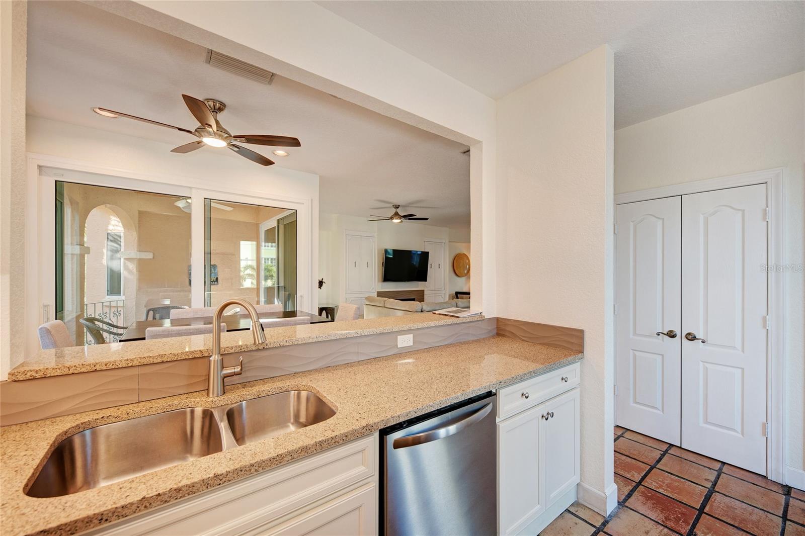 306 BEACH RD #306, SARASOTA, FL, 34242