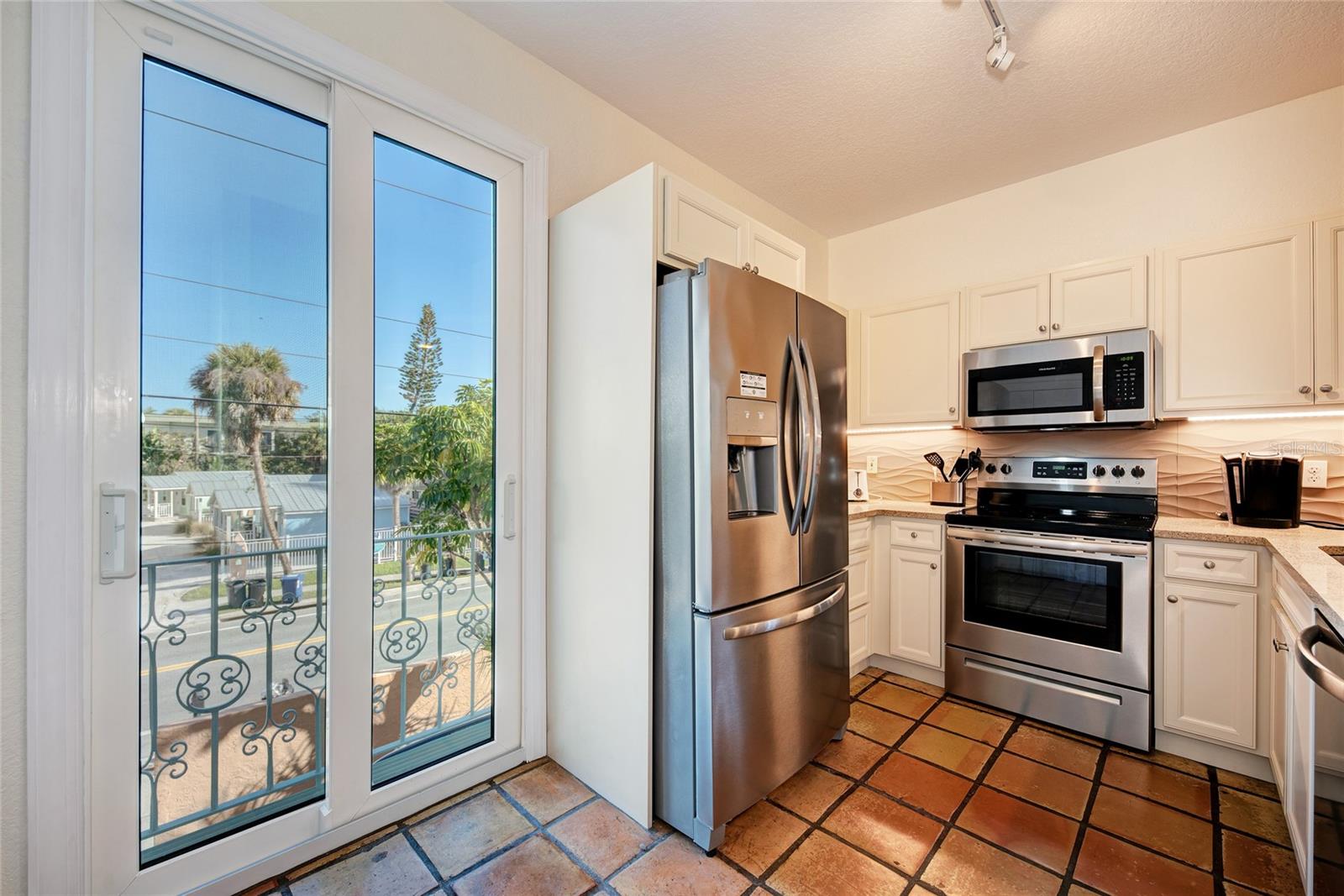 306 BEACH RD #306, SARASOTA, FL, 34242