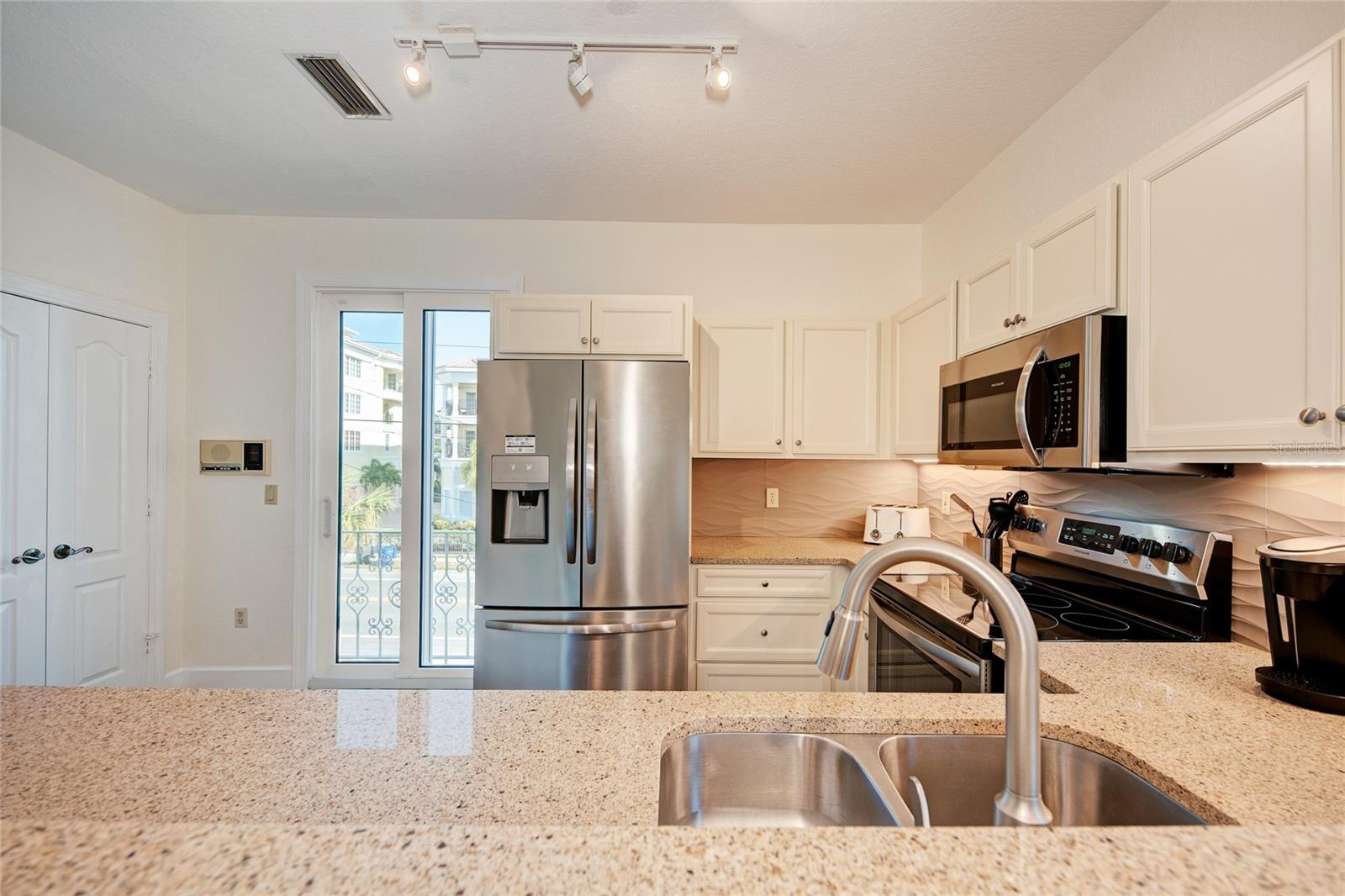 306 BEACH RD #306, SARASOTA, FL, 34242