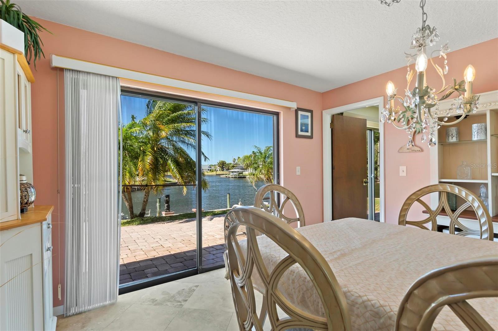 10 CROW CT, PALM COAST, FL, 32137