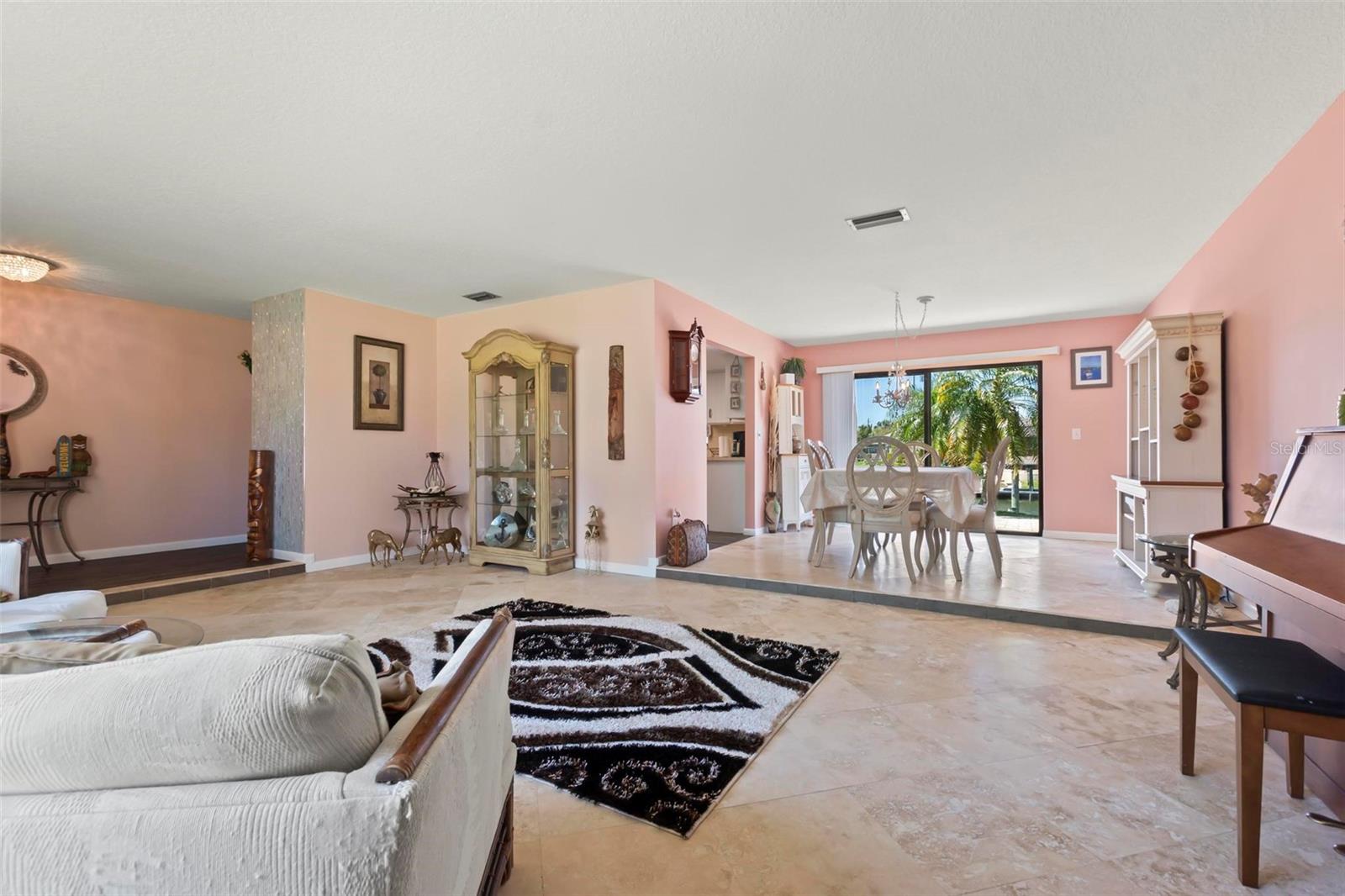 10 CROW CT, PALM COAST, FL, 32137