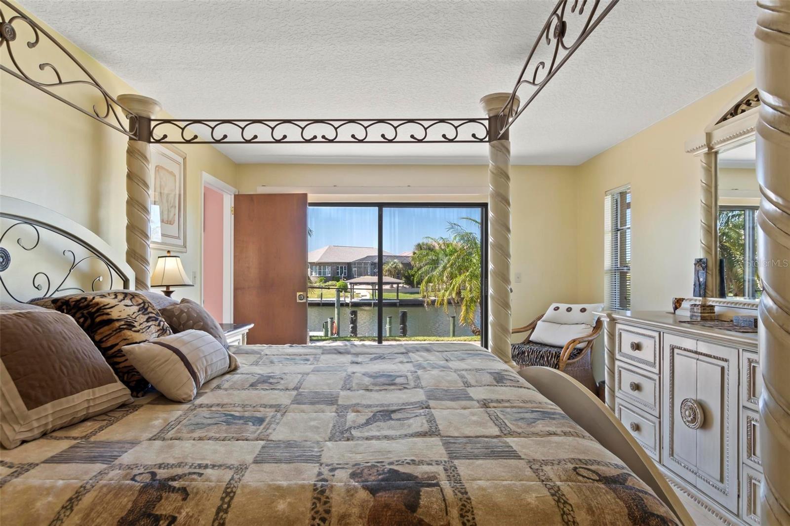 10 CROW CT, PALM COAST, FL, 32137