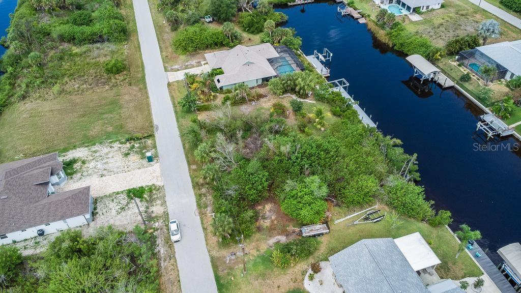 2425 VANCE TER, PORT CHARLOTTE, FL, 33981