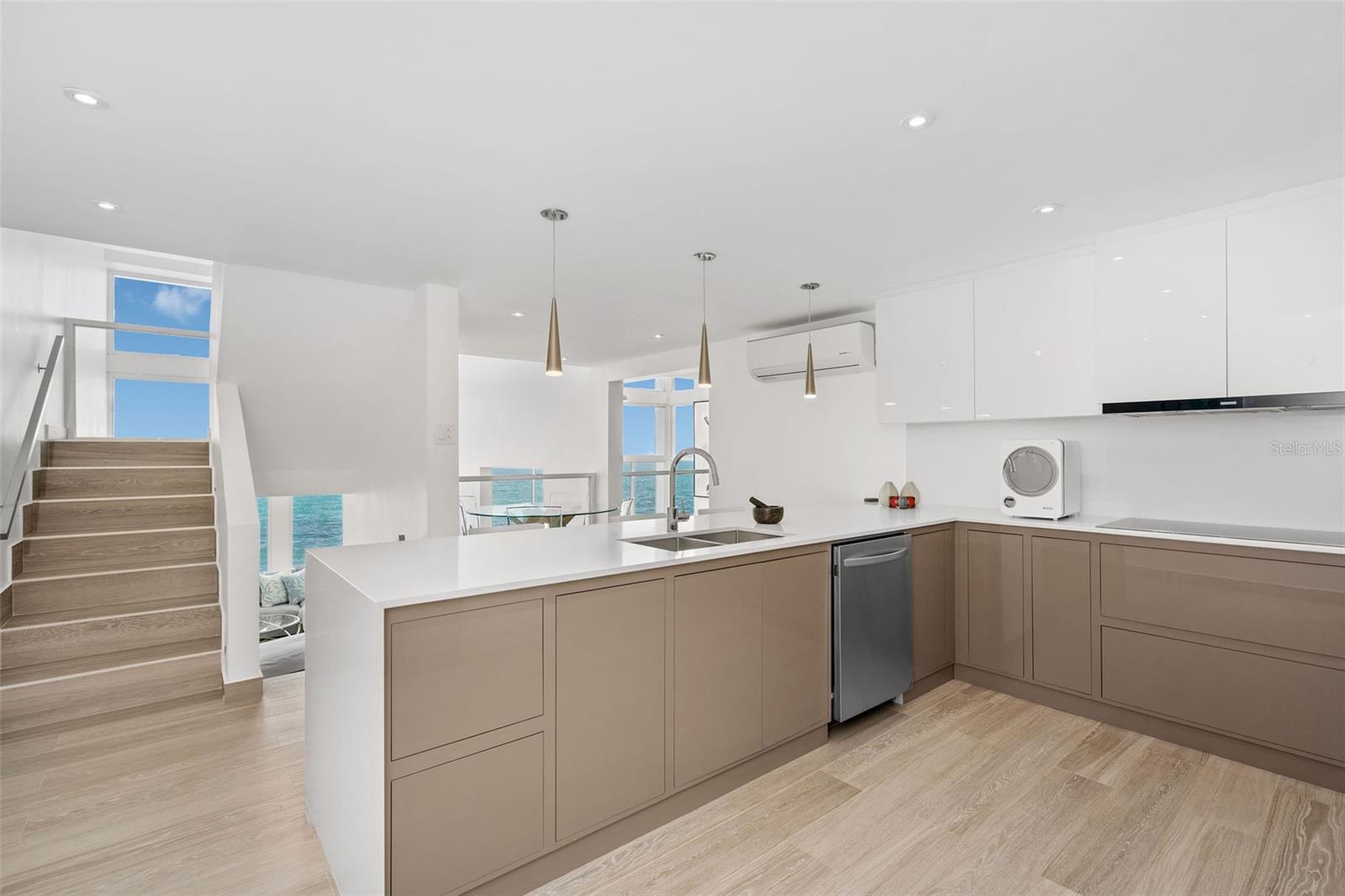 PR9105805 Property Photo