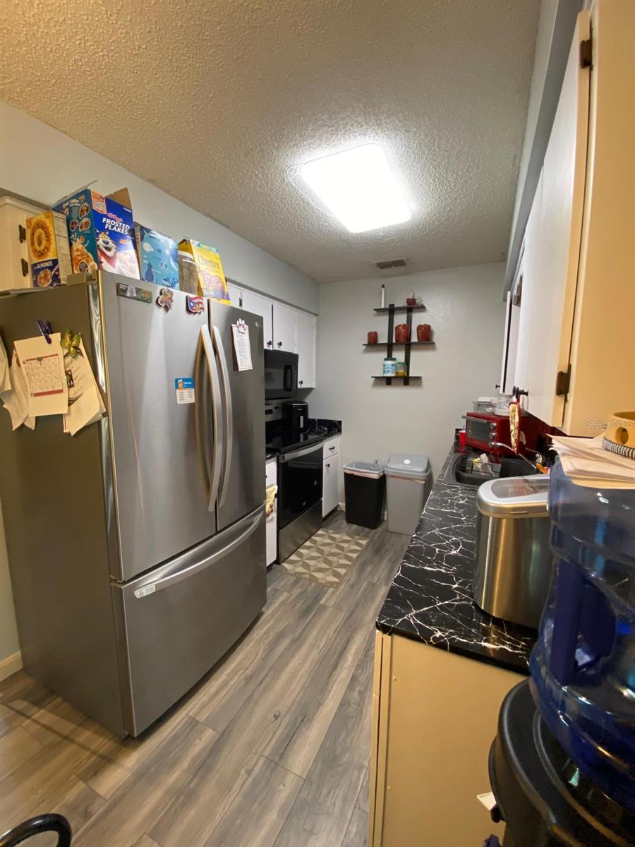 881 CEDAR CIR, TAVARES, FL, 32778