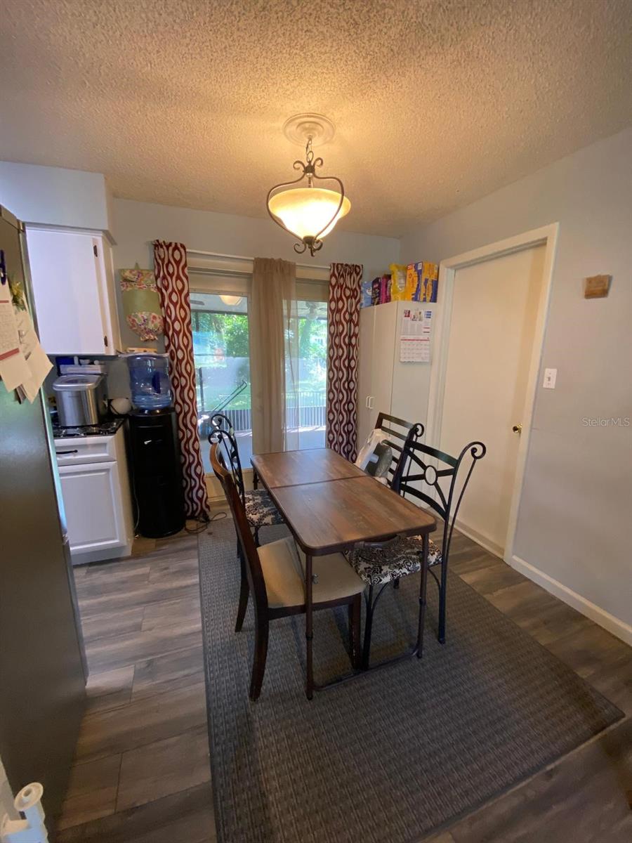 881 CEDAR CIR, TAVARES, FL, 32778