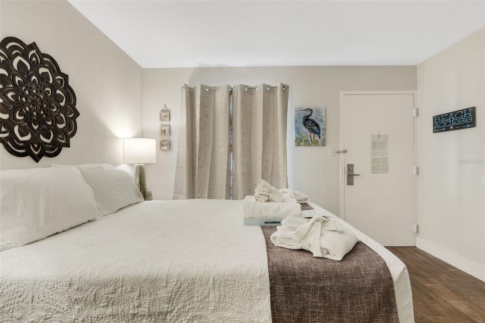 7150 N TAMIAMI TRL #S528, SARASOTA, FL, 34243