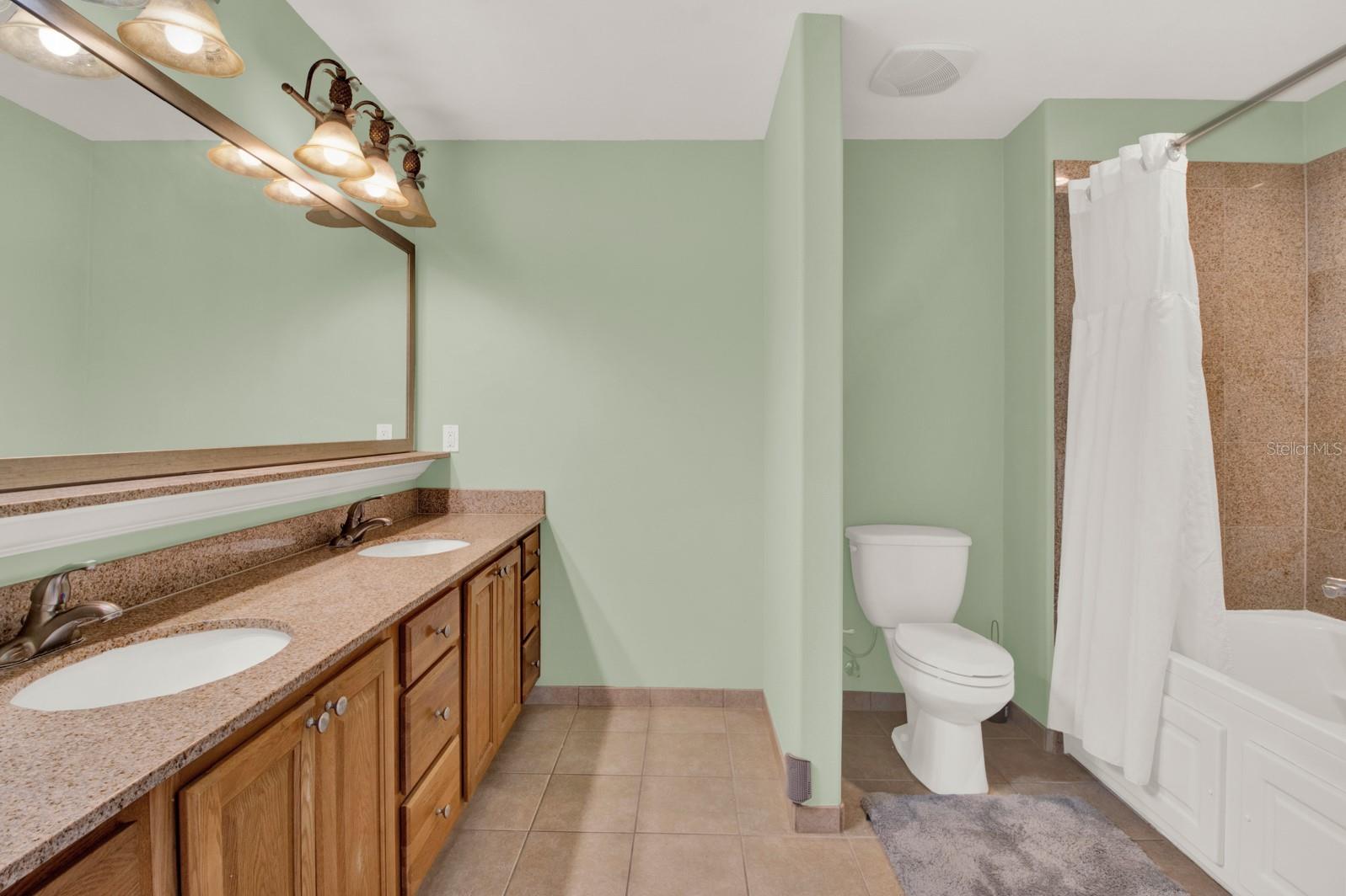 13427 BLUE HERON BEACH DR #103, ORLANDO, FL, 32821