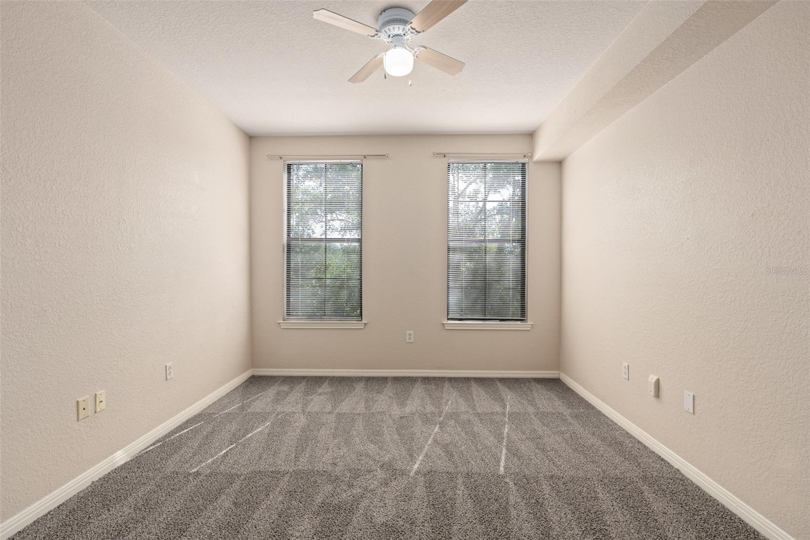 911 N ORANGE AVE #408, ORLANDO, FL, 32801
