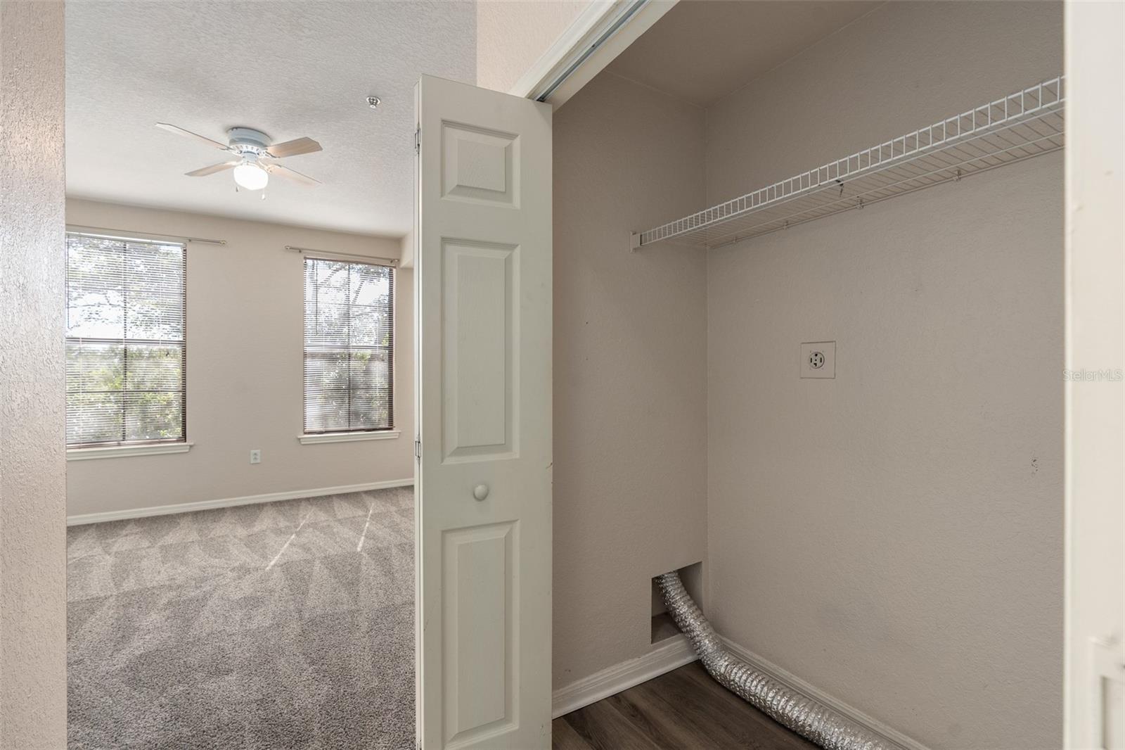911 N ORANGE AVE #408, ORLANDO, FL, 32801