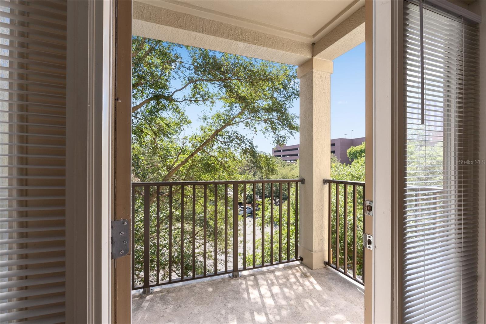 911 N ORANGE AVE #408, ORLANDO, FL, 32801