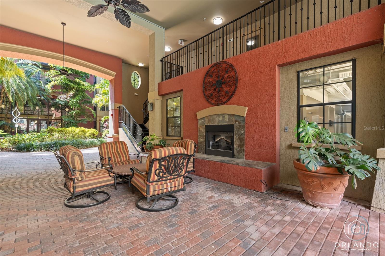 911 N ORANGE AVE #408, ORLANDO, FL, 32801