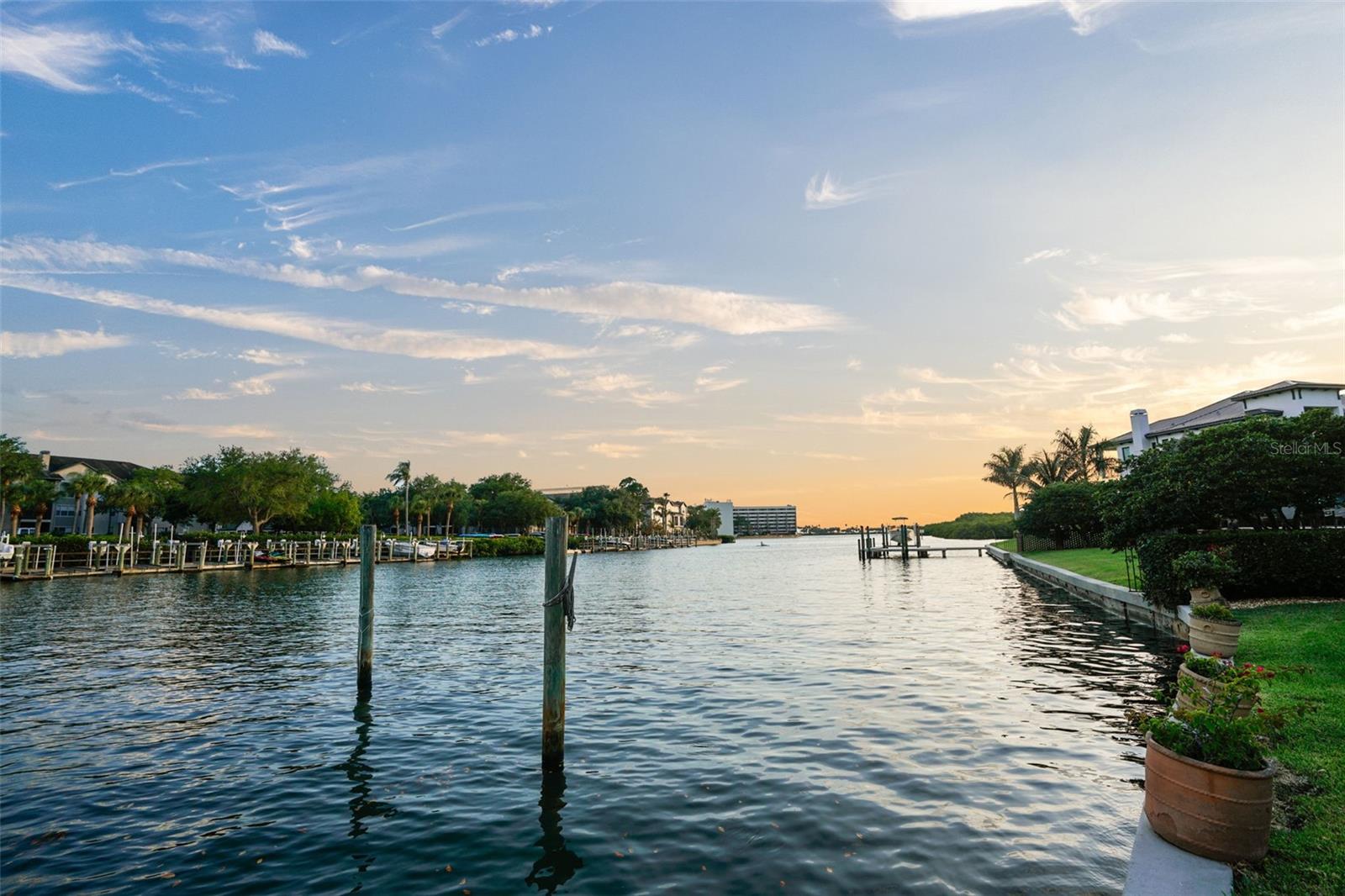 7306 PELICAN ISLAND DR, TAMPA, FL, 33634