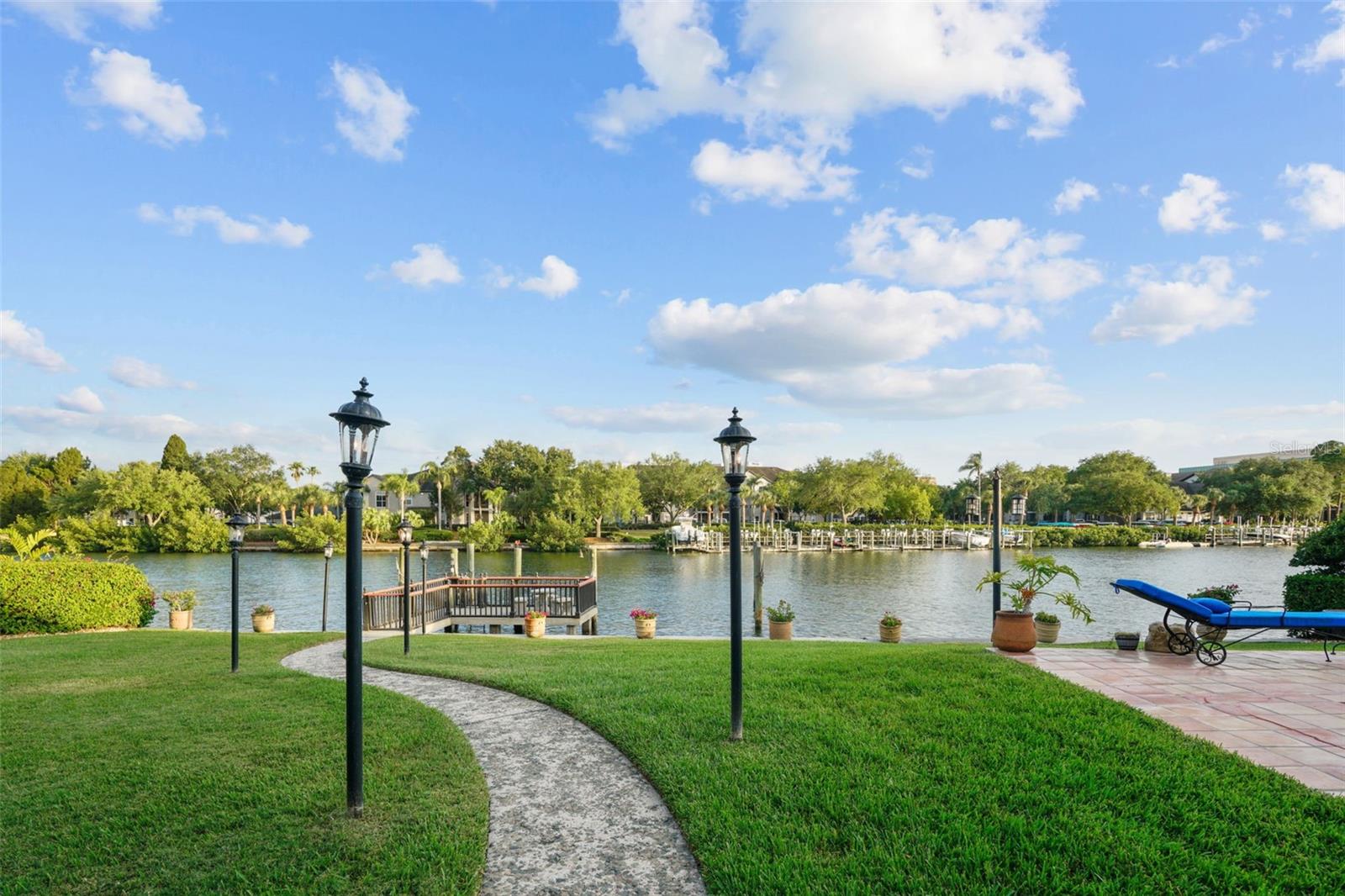 7306 PELICAN ISLAND DR, TAMPA, FL, 33634