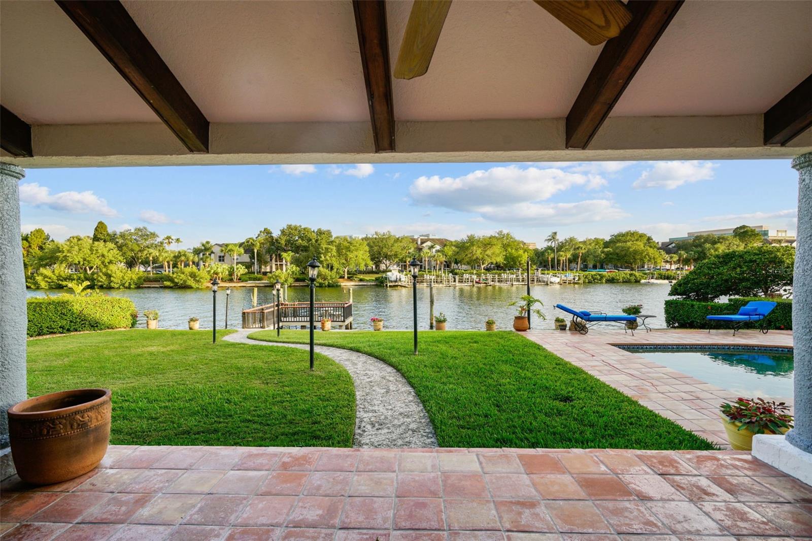 7306 PELICAN ISLAND DR, TAMPA, FL, 33634