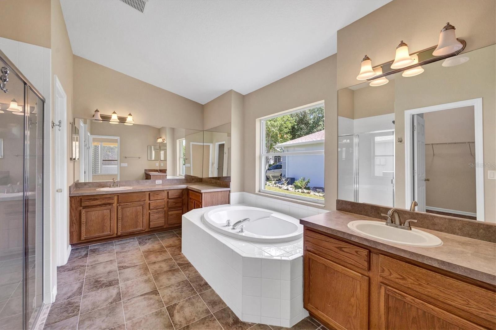 4910 BOOKELIA CIR, BRADENTON, FL, 34203