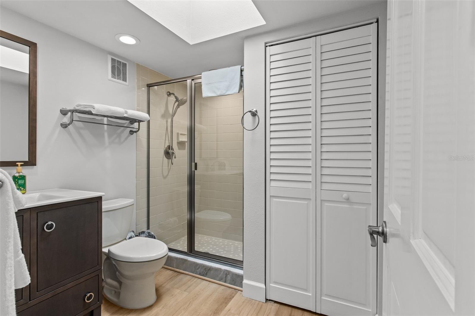 200 120TH AVE W #8A, TREASURE ISLAND, FL, 33706