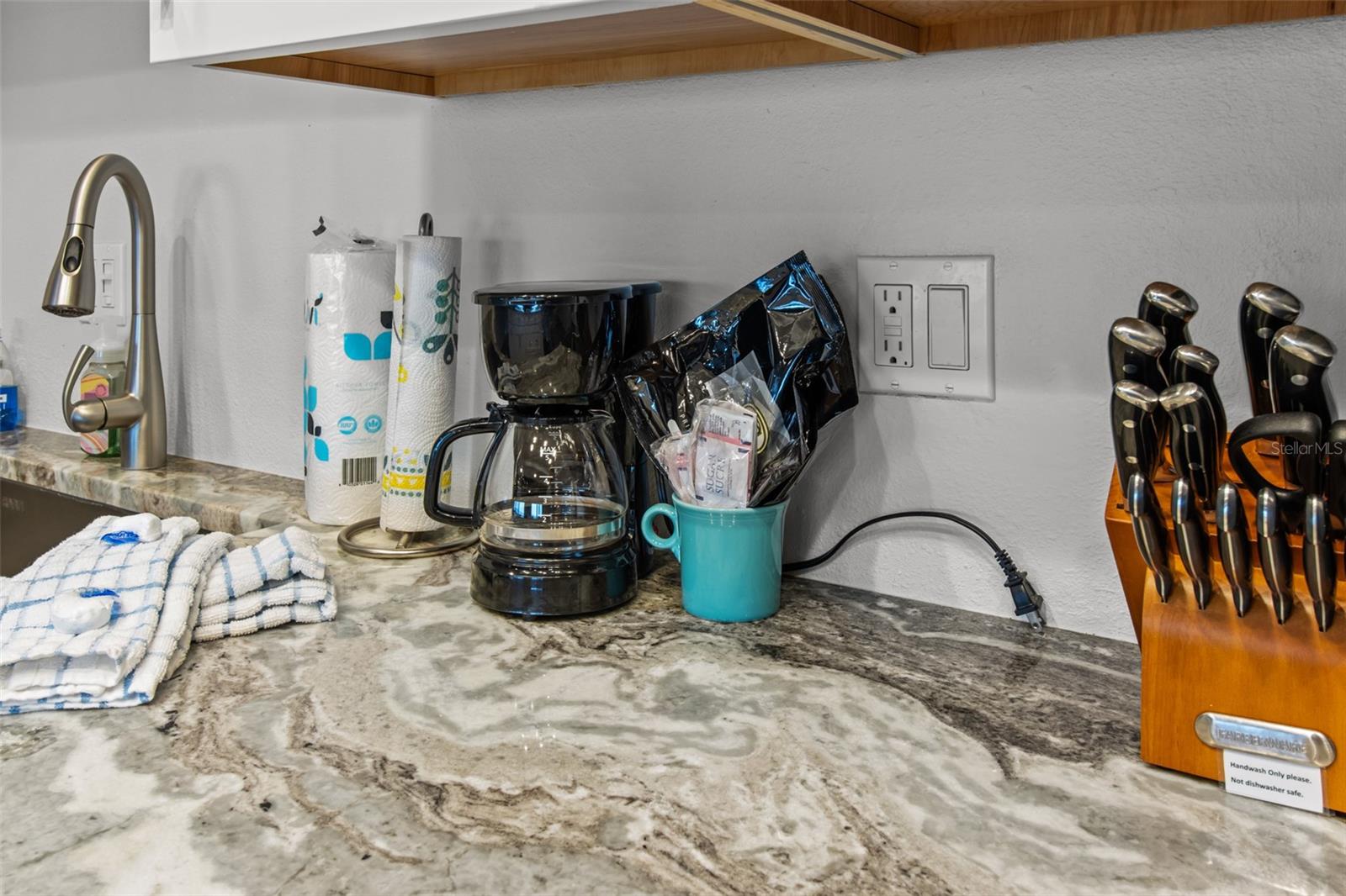 200 120TH AVE W #8A, TREASURE ISLAND, FL, 33706