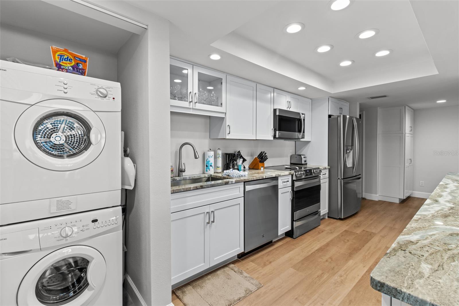 200 120TH AVE W #8A, TREASURE ISLAND, FL, 33706