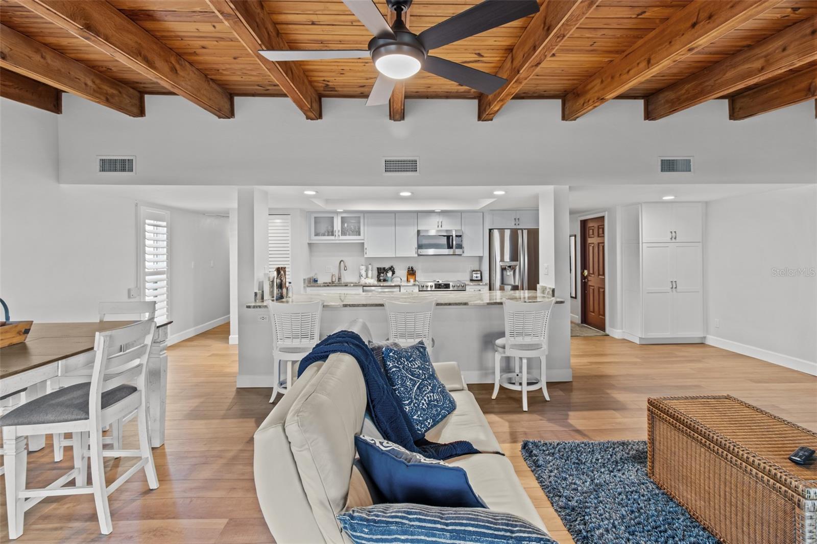 200 120TH AVE W #8A, TREASURE ISLAND, FL, 33706