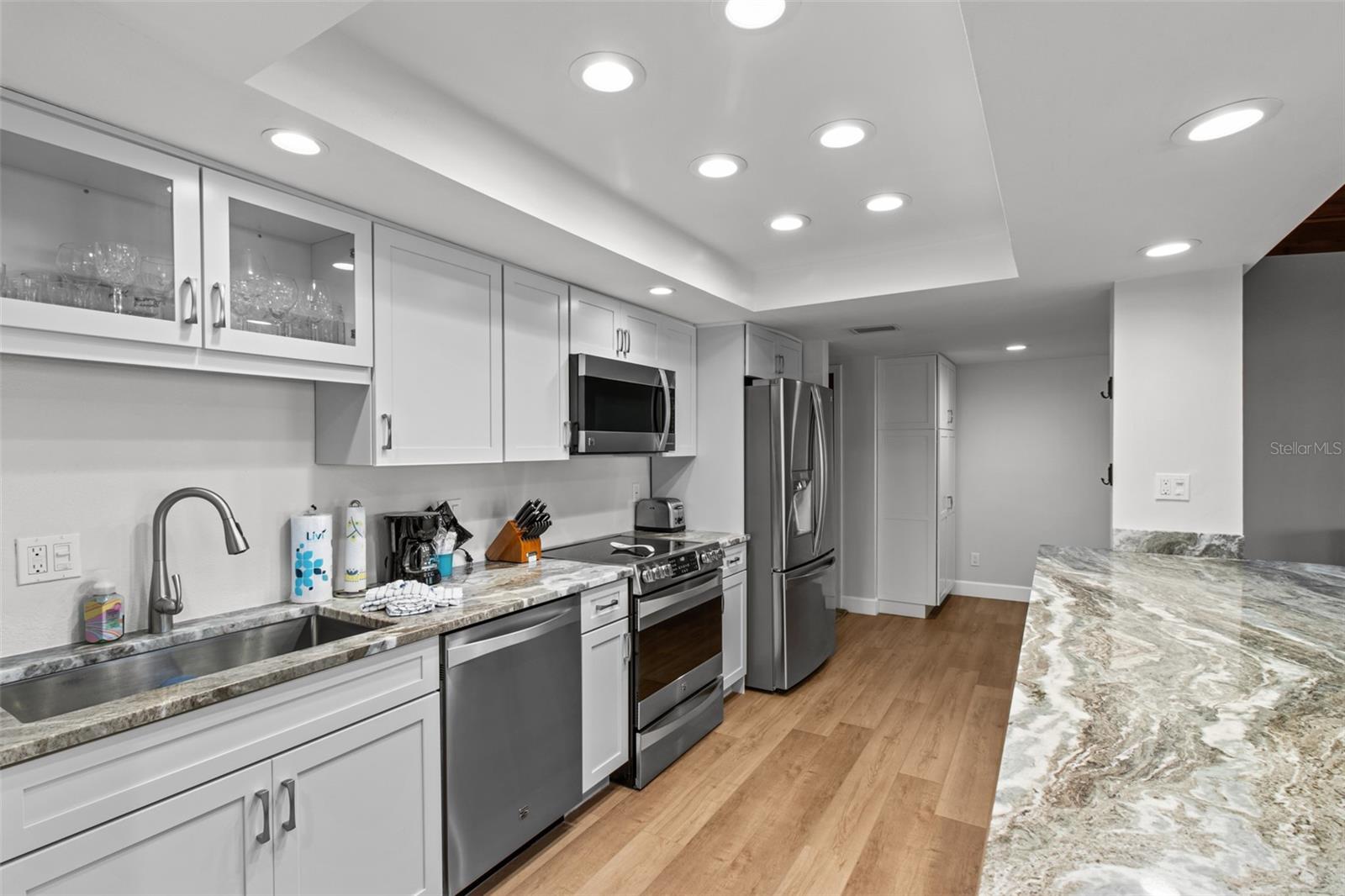 200 120TH AVE W #8A, TREASURE ISLAND, FL, 33706