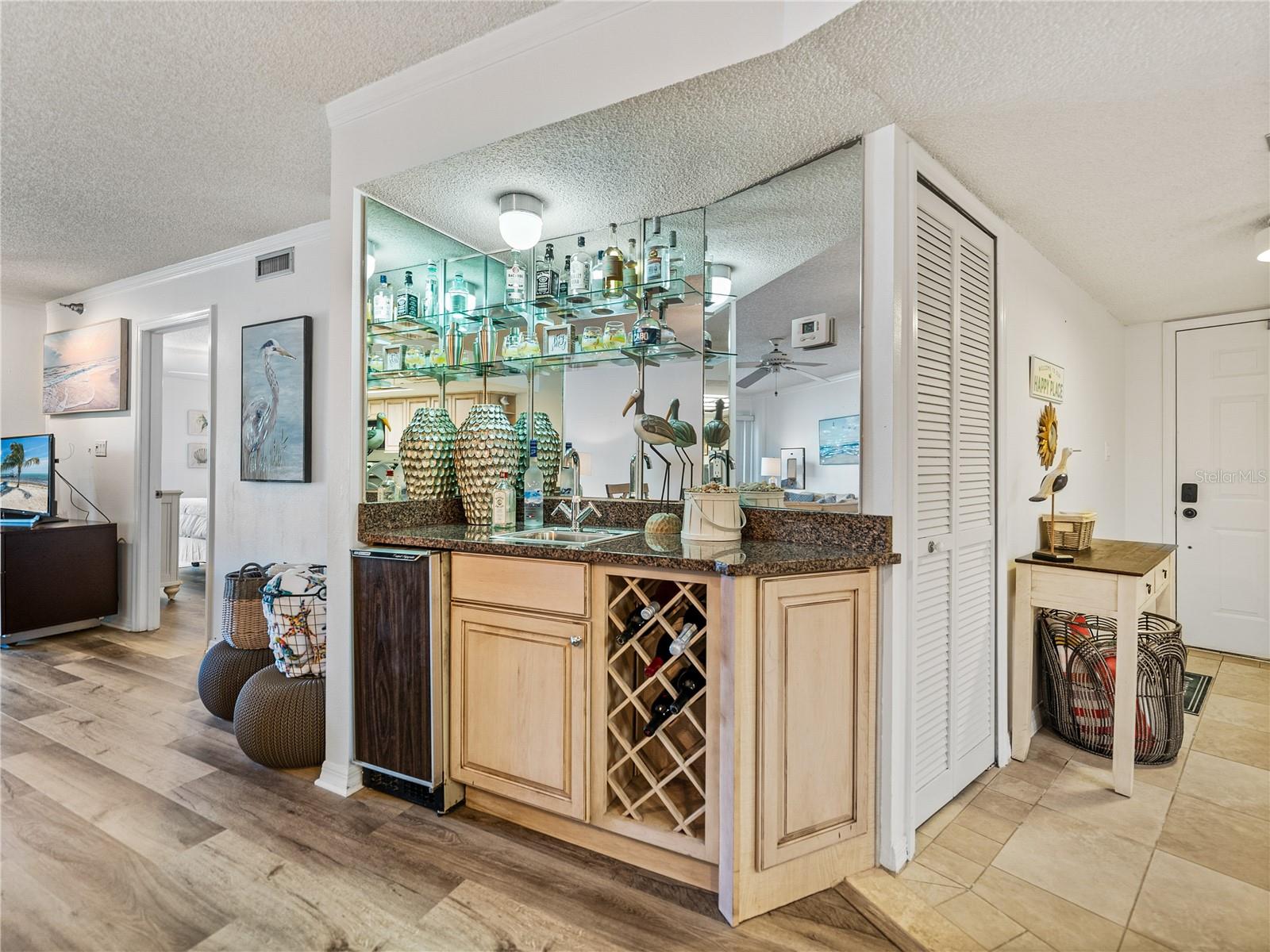 1108 GULF BLVD #103, INDIAN ROCKS BEACH, FL, 33785