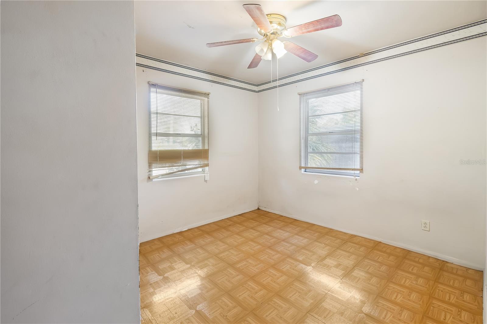 1524 STEVENSONS DR, CLEARWATER, FL, 33755