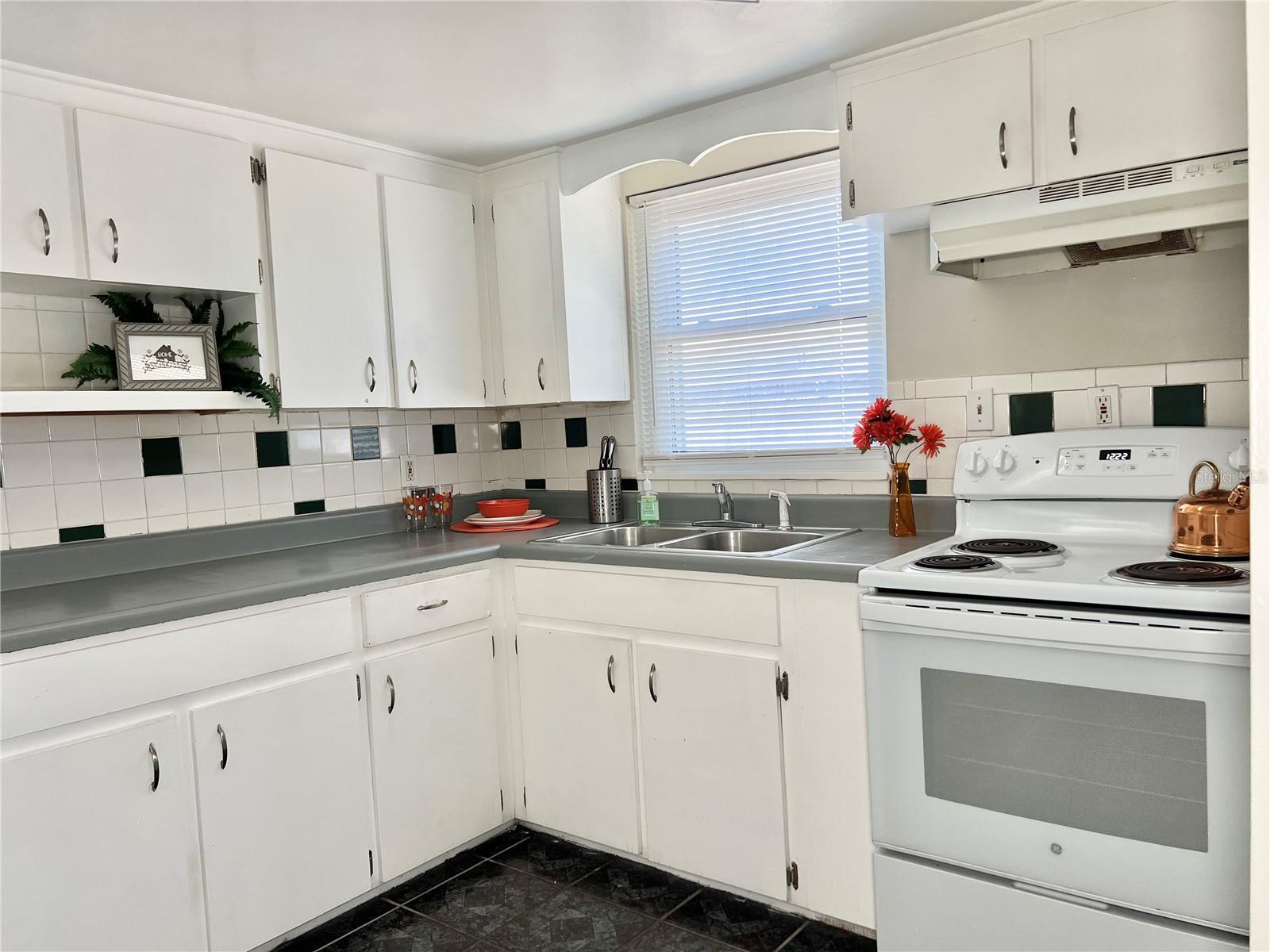 3615 WELLINGTON DR, HOLIDAY, FL, 34691