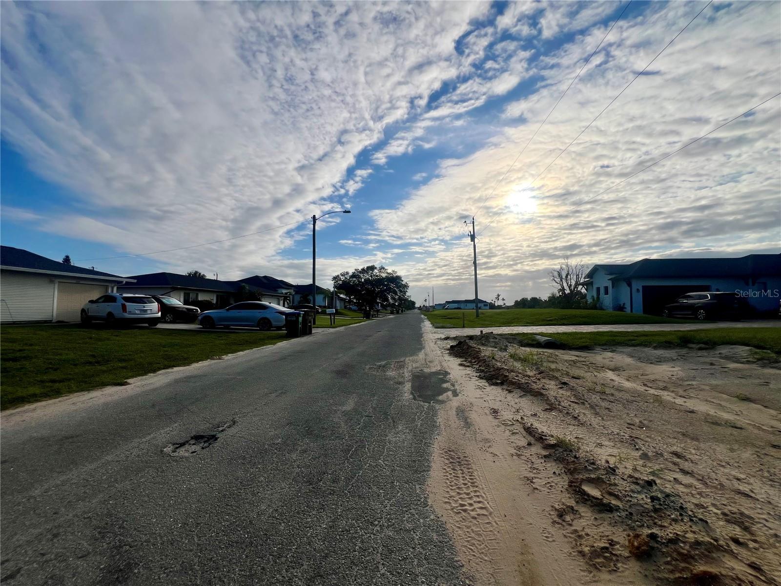 934 NE 12TH ST, CAPE CORAL, FL, 33909