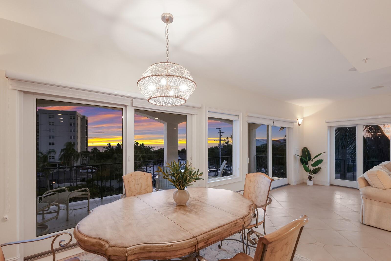 405 BEACH RD #B, SARASOTA, FL, 34242