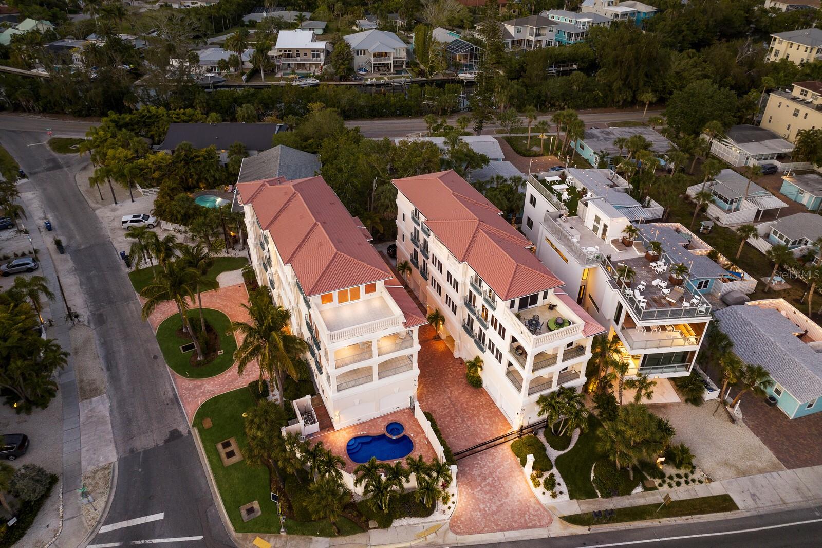 405 BEACH RD #B, SARASOTA, FL, 34242
