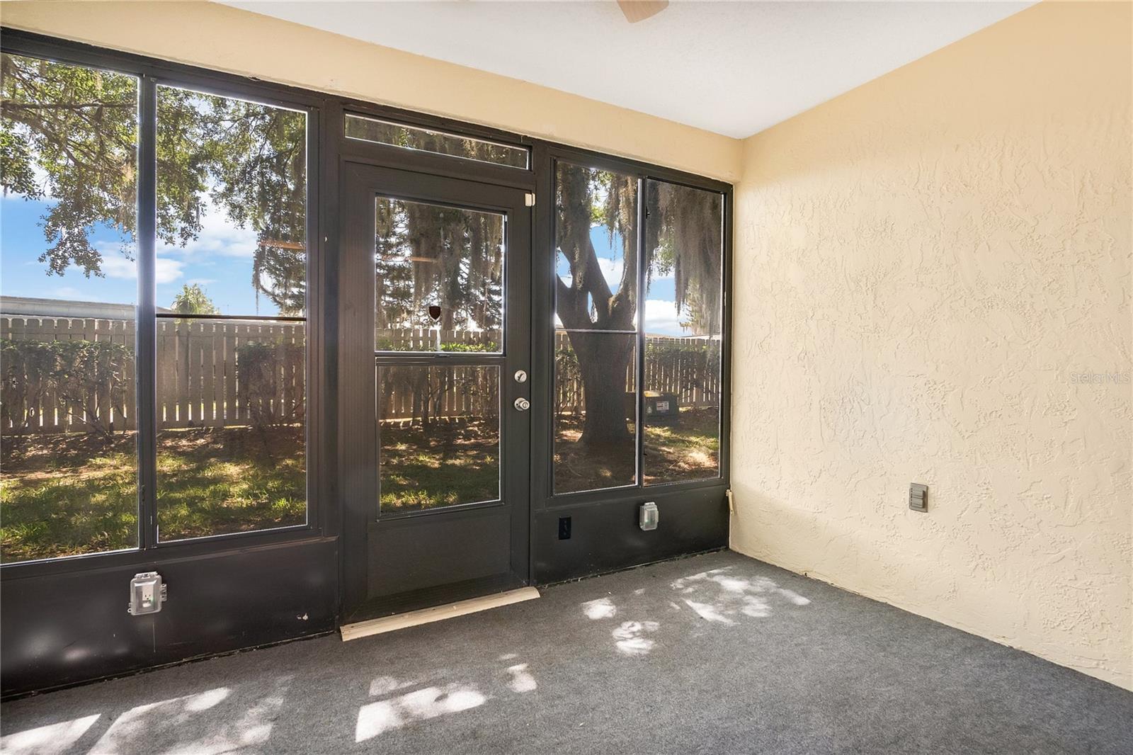 2205 CYPRESS COVE DR, TAVARES, FL, 32778