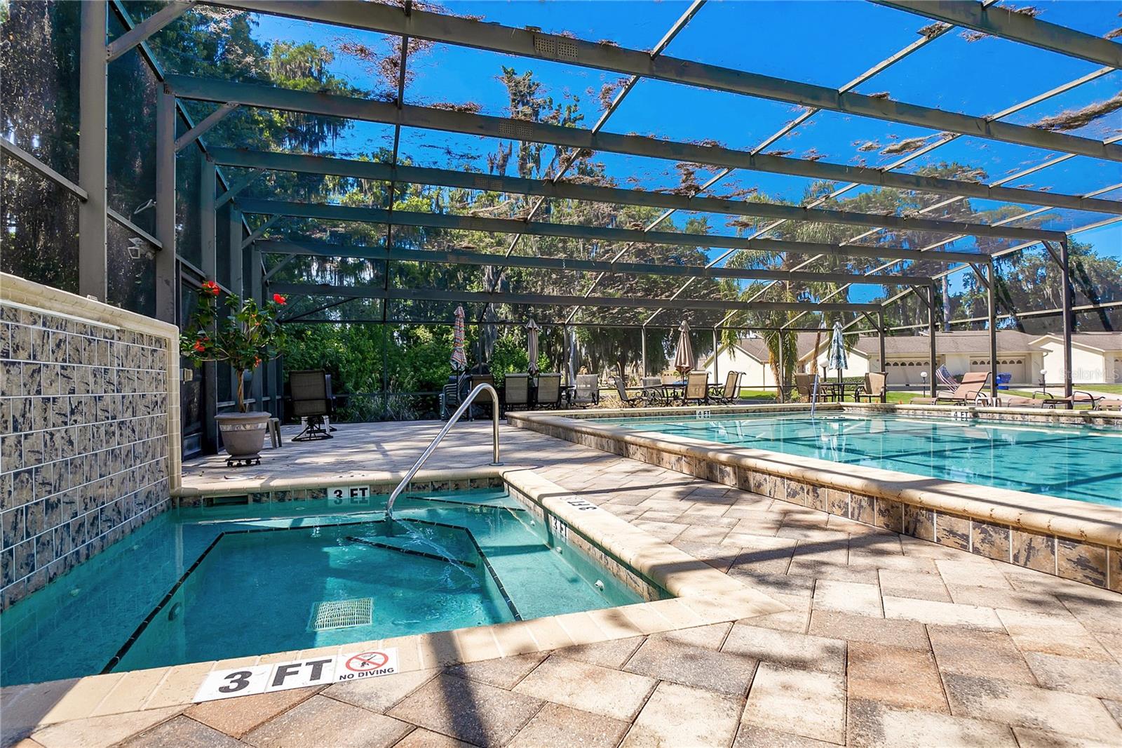2205 CYPRESS COVE DR, TAVARES, FL, 32778